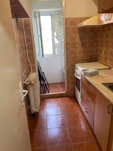 Brancoveanu, str. Huedin nr. 5, sector 4,