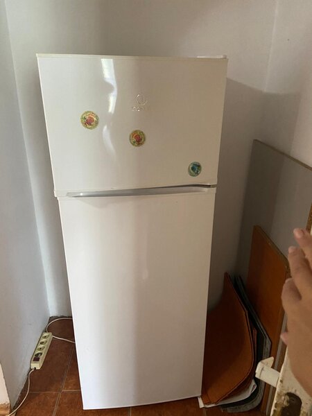 Brancoveanu, str. Huedin nr. 5, sector 4,